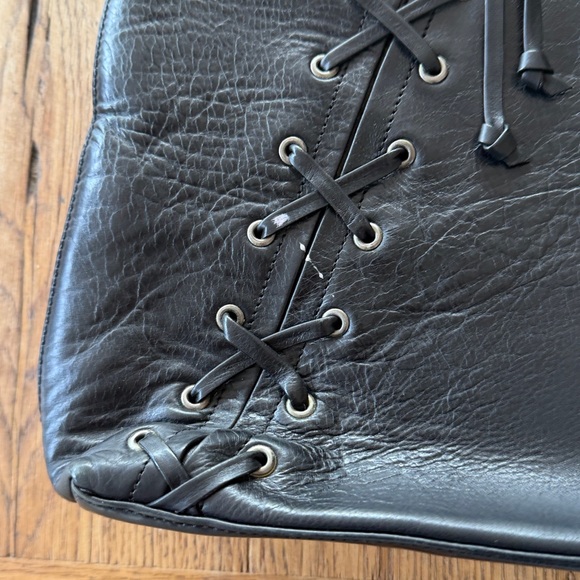 BCBG PURSE - Picture 9 of 9